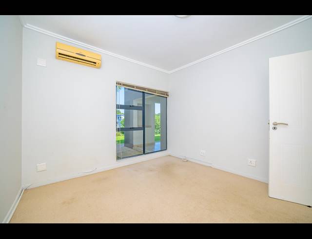 3 BEDROOM APARTMENT FOR SALE IN PALM LAKES ESTATE